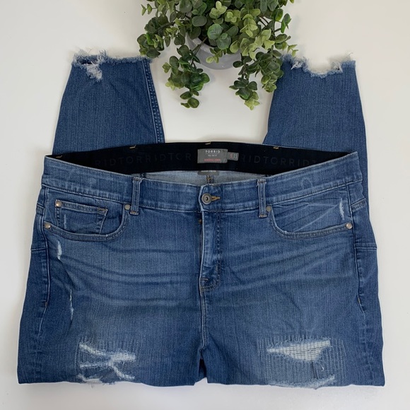 Torrid Women’s High-Rise Bombshell Skinny Stretch Deconstructed Size 24 R - Picture 8 of 16